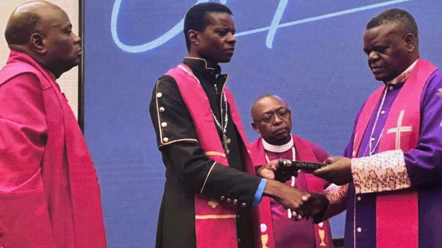 Read more about the article StanChart CEO ordained reverend